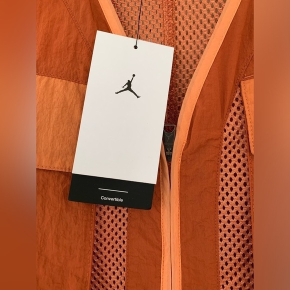 Jordan Women's 23 Engineered Layering Vest - Picture 3 of 8